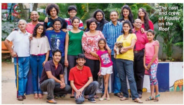 Actors join hands for good causes
