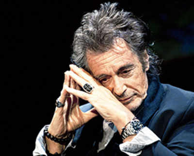 Pacino urges daughter to drop surname