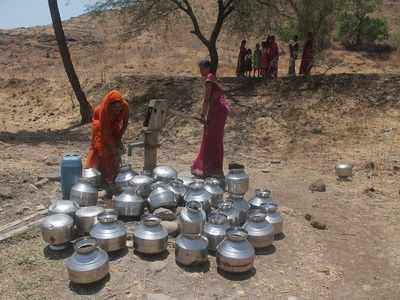 Opposition demands animal fodder camps in drought-hit areas of Maharashtra