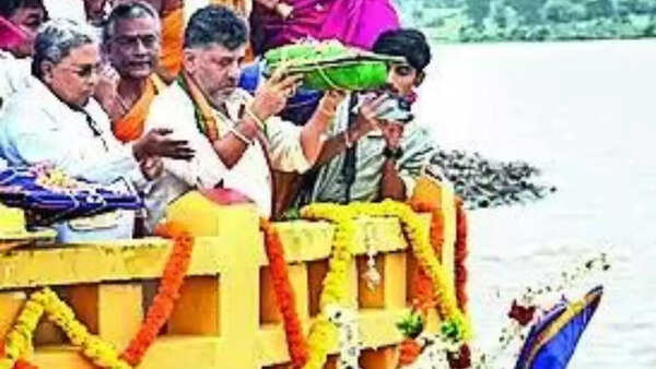Karnataka rain havoc: 44 die, crops damaged in 2 months