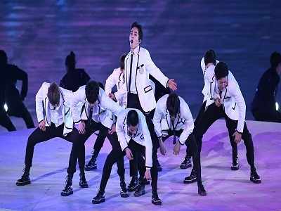 K-Pop fever to grip Burj Khalifa: Korean group EXO to create history with light and sound show