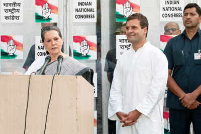 Congress working committee members likely to resign, to attack Rahul's advisers
