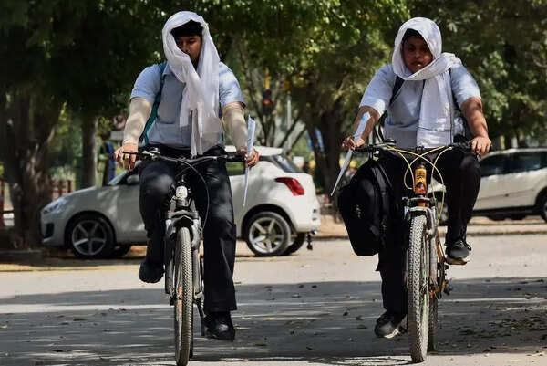 Heatwave bakes city but rain on April 28 may bring respite