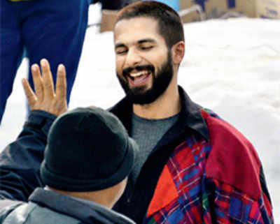 Shahid gets a sexy buzz for Haider