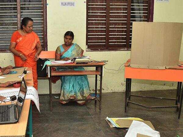 RK Nagar byelection: Corporation engineers, disability activists map accessibility at polling stations