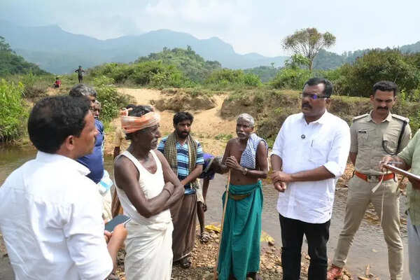 State food commission report irregularities in ration distribution in Edamalakudy