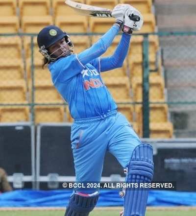 India vs South Africa Women's Live Cricket Score, 3rd ODI Match, ICC Championship from Senwes Park, Potchefstroom: South Africa Women win by 7 wickets