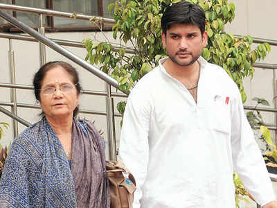 Rohit Shekhar had issues with marriage, career: Mother