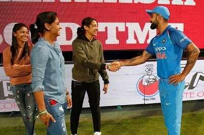 India vs Australia Bengaluru ODI: When Virat Kohli met Smriti Mandhana, Harmanpreet Kaur