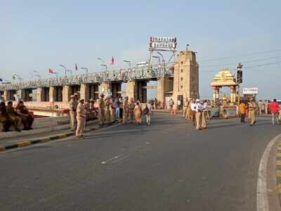 Andhra Pradesh: YS Jagan cabinet meets amid war-like situation in Amaravati over plan to shift core capital to Visakhapatnam