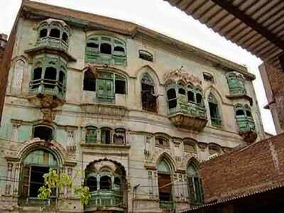 Rishi Kapoor's ancestral house in Pakistan faces demolition threat