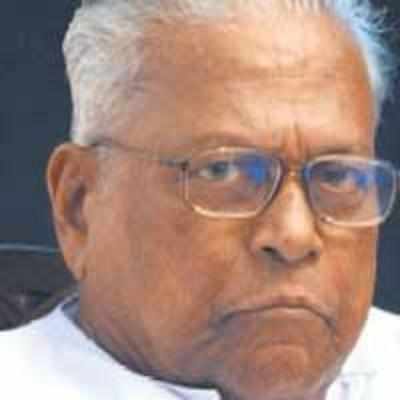 Kerala CM resumes Munnar mission