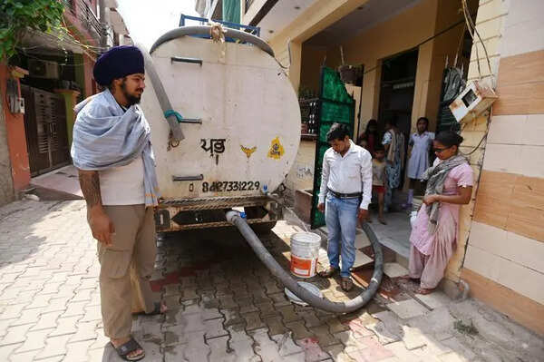 MC to buy 10 new water tankers to bolster supply
