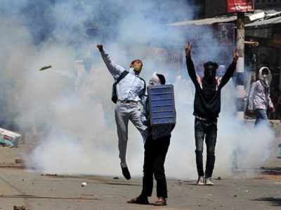 Kashmir: Strict curfew imposed in Srinagar after Hizbul terrorists killed in Tral