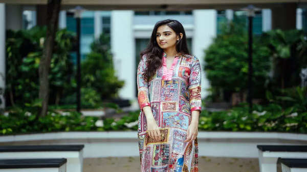 Tata CLiQ Sale: Up To 70% Off On Women’s Ethnic Wear