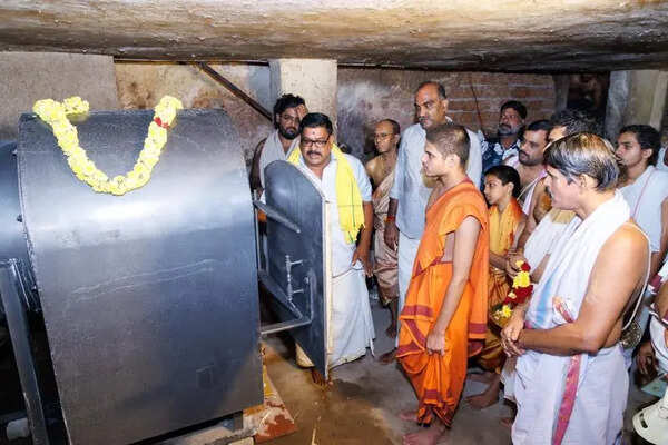 Udupi Mutt to set up s 60 lakh biogas plant as LPG supplies tighten
