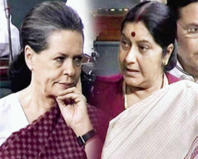 Sonia reaches out to Swaraj on Food Bill