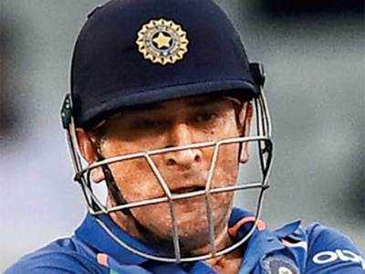 Happy to bat at any number, says Dhoni
