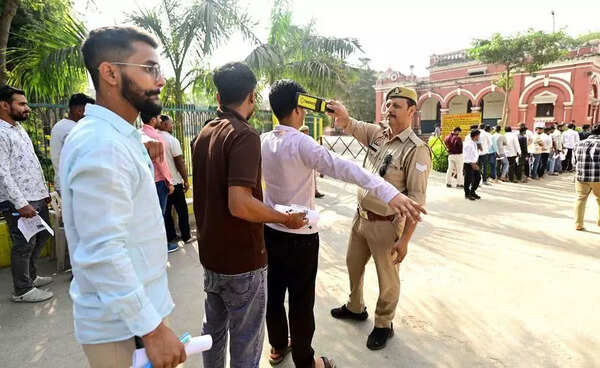 UP Police SI exam ends; officials conduct surprise inspection