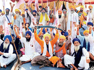 Sixth day of farm protests, PM blames Oppn
