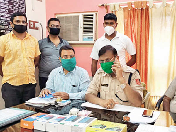 Kolkata: Businessman in debt fakes theft to claim insurance money