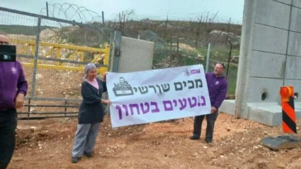 'Promised to us': The Israelis dreaming of settling south Lebanon