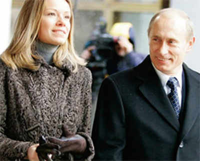 Putin’s daughter flees Dutch flat as fury grows over MH17