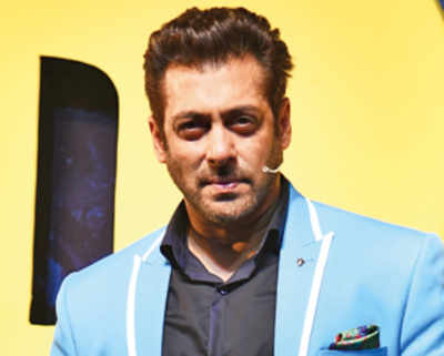 Salman Khan thumbs down Bigg Boss 11 extension