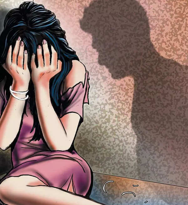 SI booked for blackmail and rape of colleague in Jhansi, suspended