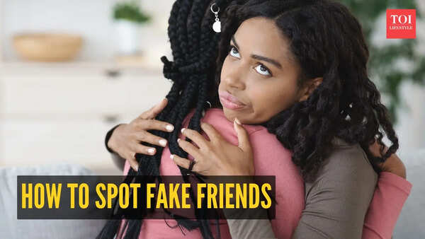 How to spot fake friends: 10 toxic traits disguised as 'friendship'