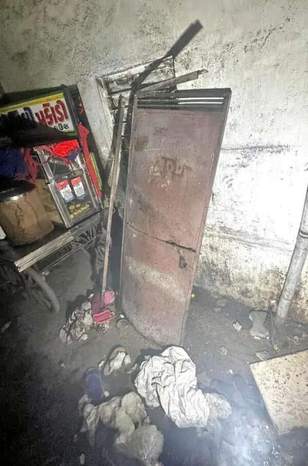 Ahmedabad: LPG blast rips through Naranpura house, 5 suffer severe burns