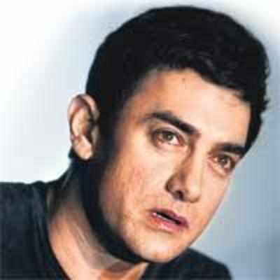 Aamir gets another head-line