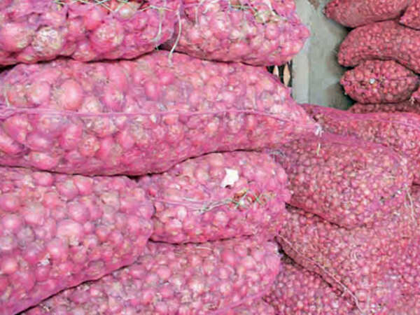 Afghan help applies balm on onion price sting in Chandigarh