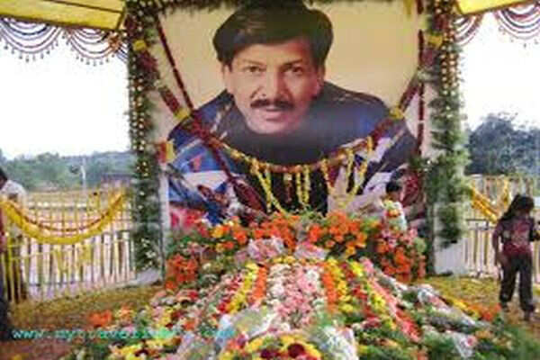 Environmentalists oppose memorial for Dr Vishnuvardhan