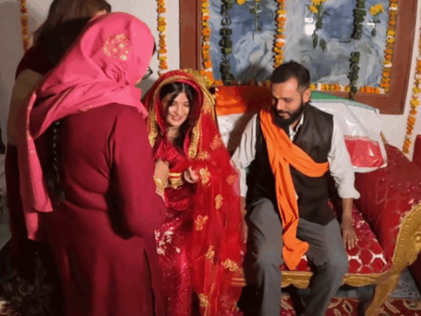 'I learned Persian, she picked up Hindi': Iranian woman Faiza travels to India to wed UP vlogger Diwakar