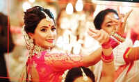 Hina Khan slays in a bridal red lehenga! 