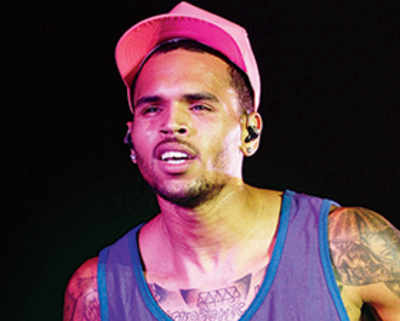 Chris Brown cuts off child support