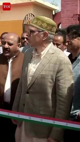 Omar Abdullah declines to cut tricolour ribbon at Srinagar event