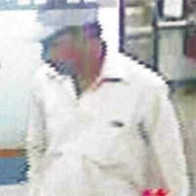 Malad bank robbery: Cops focus on CCTV footage