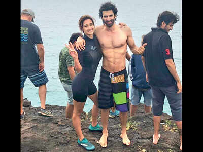 Aditya Roy Kapur takes up the extreme sport of kite-surfing for filming underwater stunts in Malang