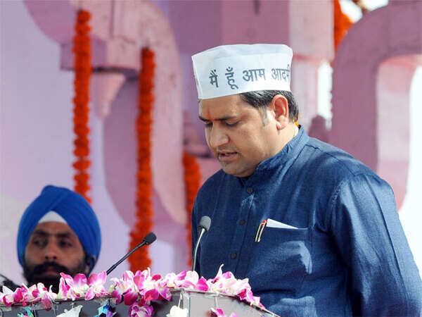Excerpts of conversation on how Kejriwal sacked minister over Rs 6 lakh graft
