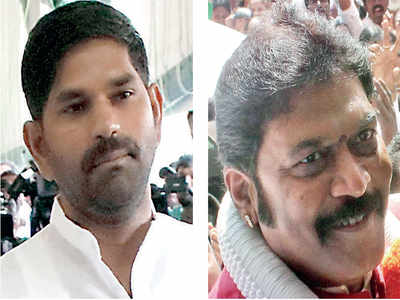 Ganesh abuses Congress leaders, disappears