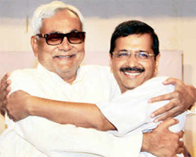 Arvind Kejriwal, Nitish Kumar come together to attack BJP