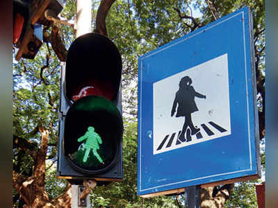 Sending the right signal: Dadar gets female figures on signage