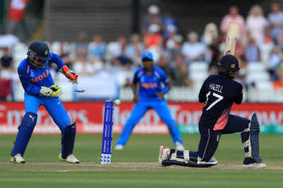 ICC Women's World Cup: Smriti Mandhana, Mithali Raj guide India to 35-run win over England