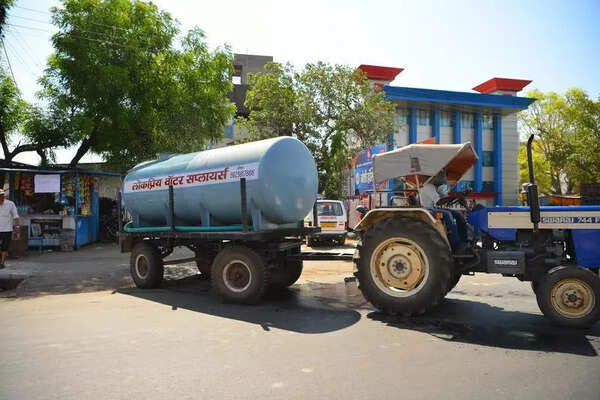 Residents of 10 villages in rural belt of dist demand tankers