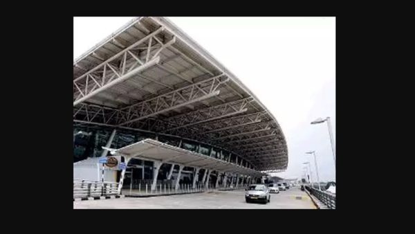 Gold worth Rs 44.25 lakh seized from passenger at Chennai airport