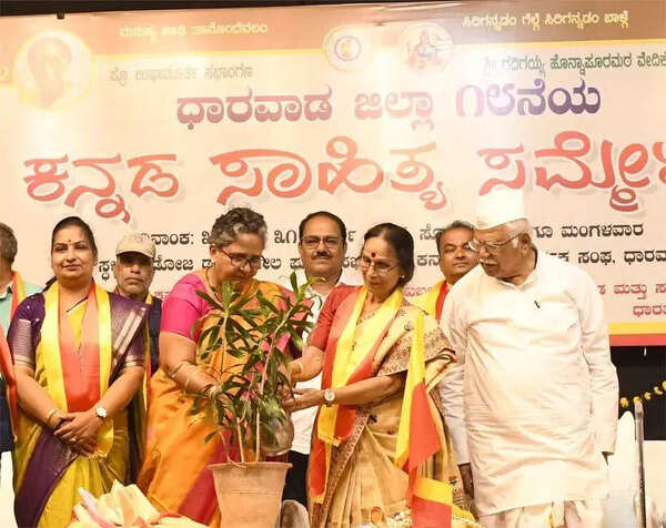 K’taka leads govt school closures, Kannada at risk: Hema Pattenshetti