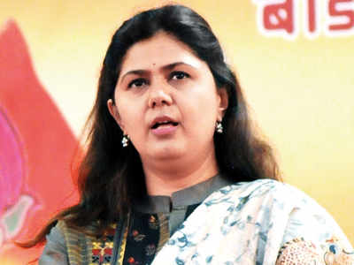 PM Modi’s pic missing from banners for Pankaja Munde's event in Parli
