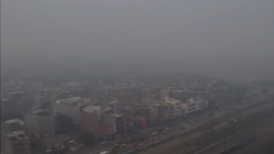 Delhi Pollution News  Delhi Air Pollution Live: Further closure of schools  in Delhi will be taken on the basis of air quality on 6th November, Monday.